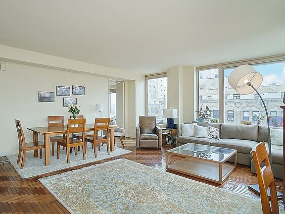 4th image of 30 E 85th St APT 15D