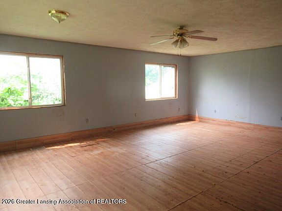 5th image of 311 N Garfield St
