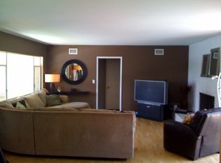 695 Edgeview Dr, Sierra Madre, CA 91024