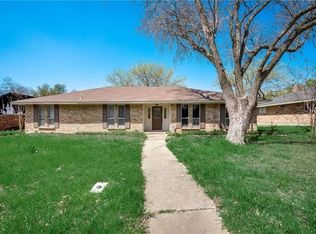 1125 Waterview Ln, Desoto, TX 75115