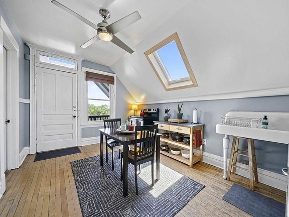 4th image of 2421 N Drake Ave #3