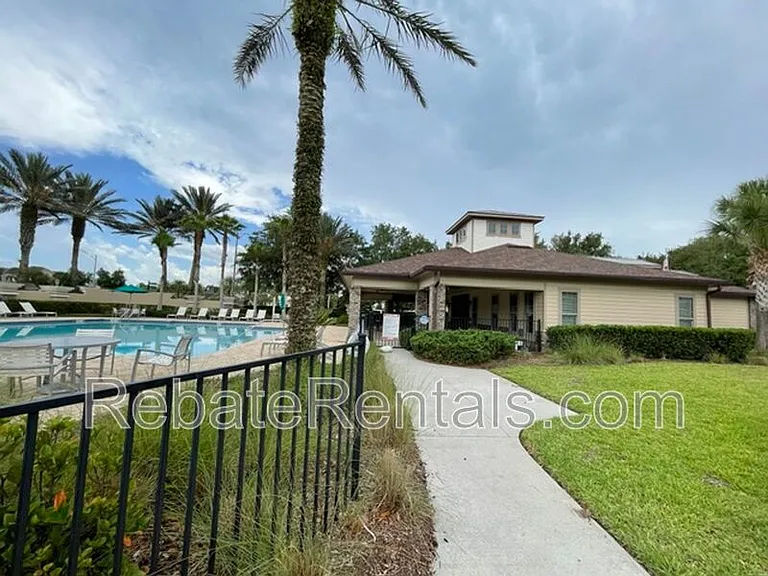 14314 Dovewind Ct — Photo 75