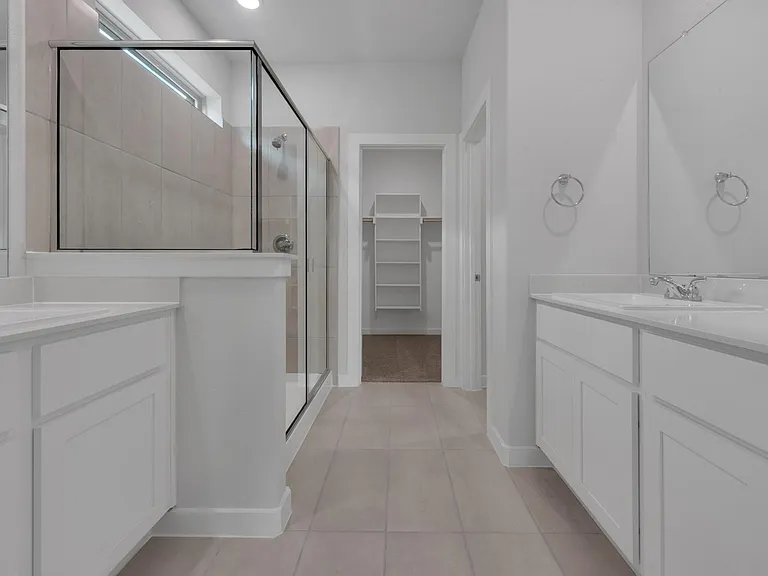 606 Green Grass Dr — Photo 15