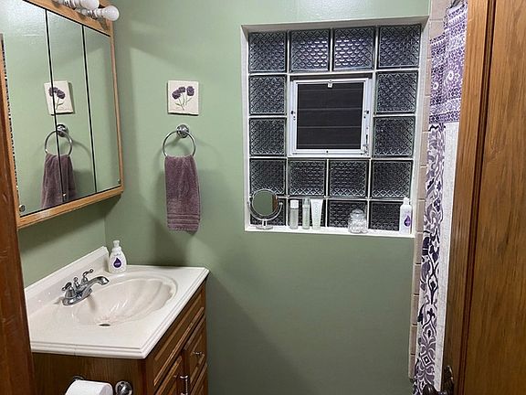 5th image of 1623 N Richmond St #3