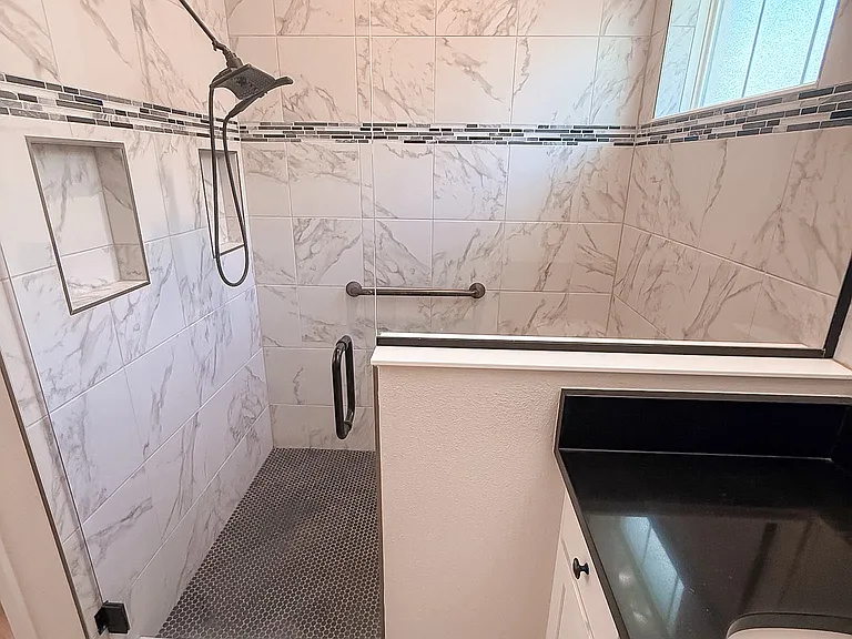 5723 Silver Sun Dr — Photo 36