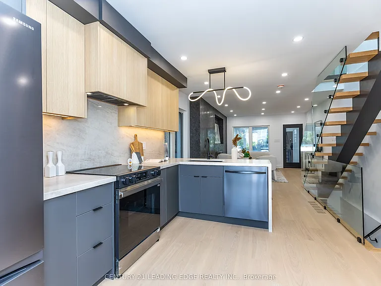 12 Marigold Ave — Photo 12