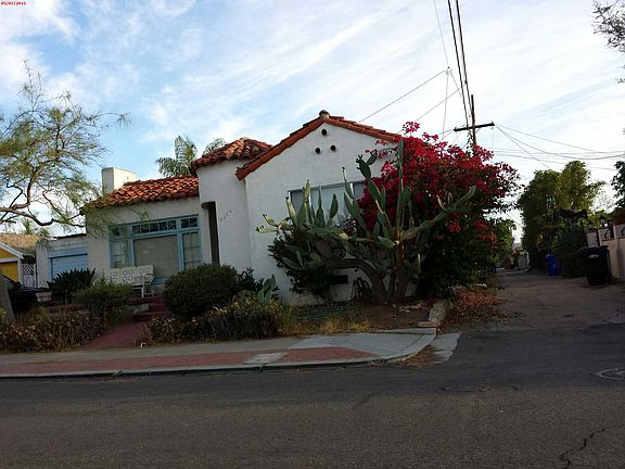 5th image of 3264 Redwood St