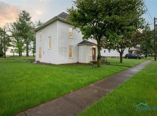 22767 Defiance Pike, Custar, OH 43511