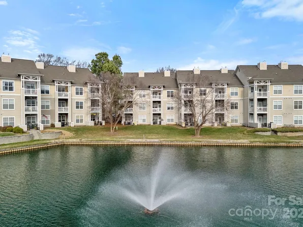 18742 Nautical Dr APT 305, Cornelius, NC 28031