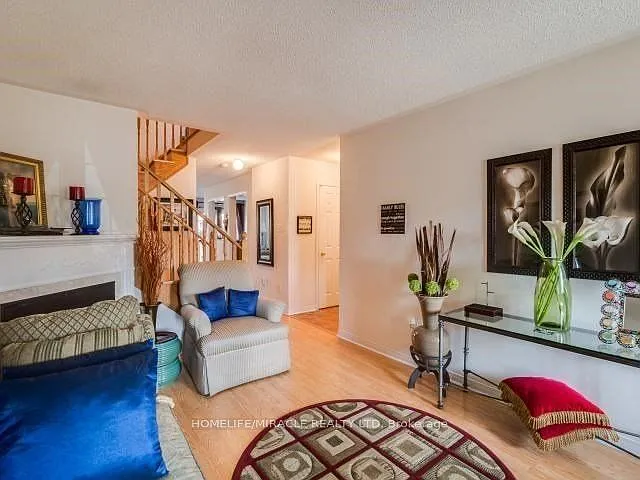 36 Lacebark Ct — Photo 3