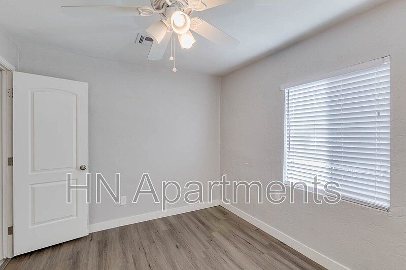 2nd image of 4241 N 17th St APT 2N