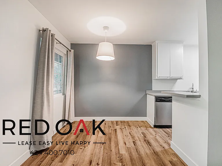 735 Locust St #6 — Photo 8