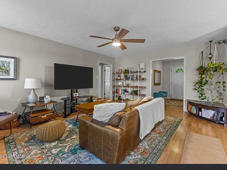 3434 Masters Dr — Photo 22