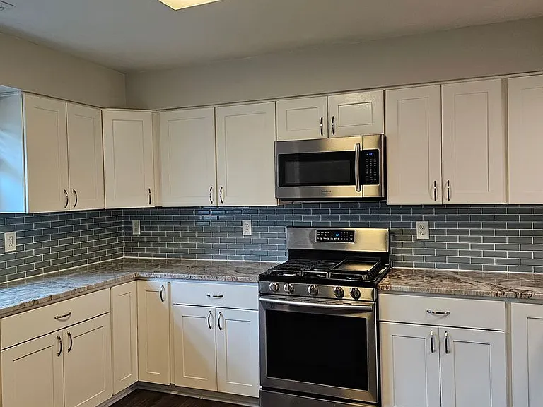 803 Haskins Dr — Photo 22