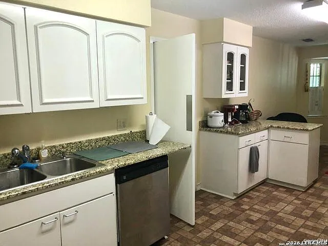8033 N New Braunfels Ave #300D — Photo 6