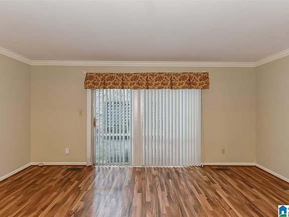 2nd image of 806 Vestavia Villa Ct #806