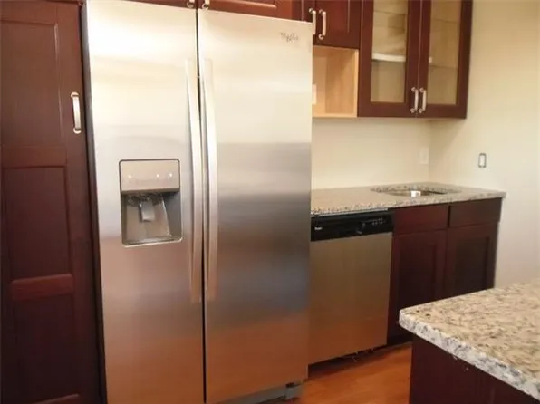 131 Sewall Ave APT 5, Brookline, MA 02446