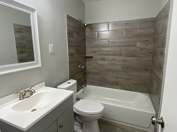 5th image of 2104 Alta Vista Ave