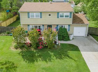 40 8th St, Belford, NJ