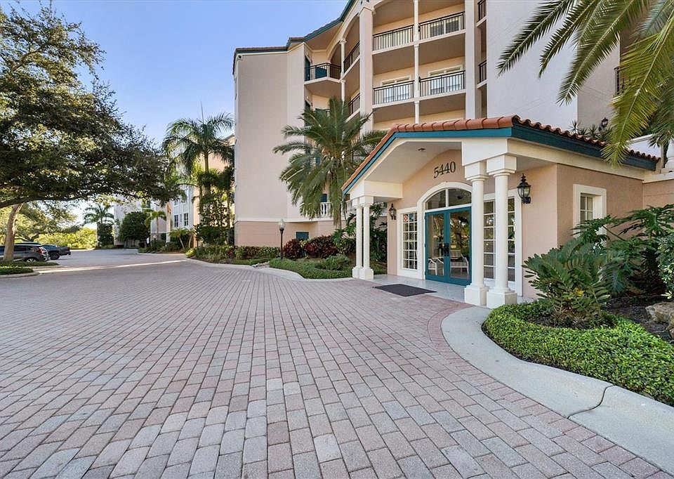 1st image of 5440 Eagles Point Cir APT 105