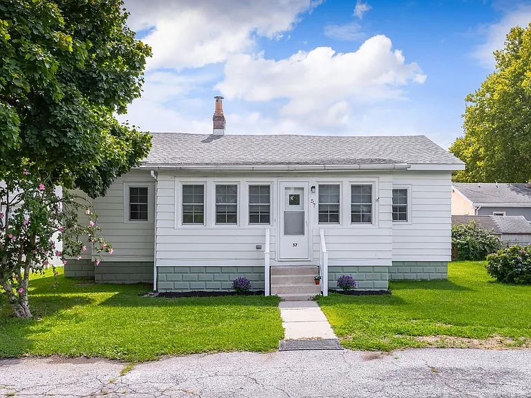 57 Jackson Rd — Photo 2