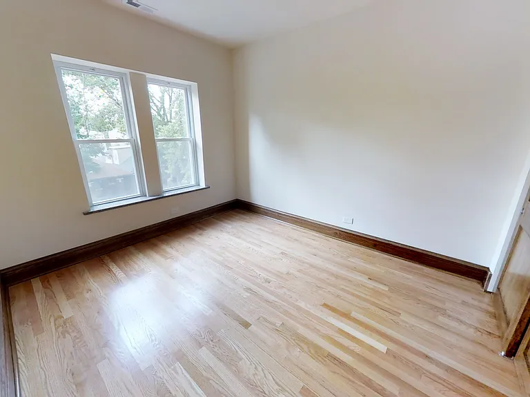 4907 N Whipple St #1W — Photo 4