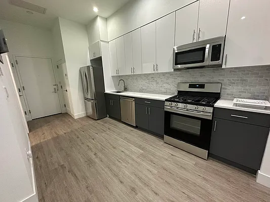 Rented by Oxford Property Group | media 23