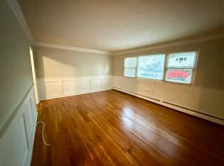 204 Cherry Hill Dr Unit 1B, Bridgeport, CT 06606