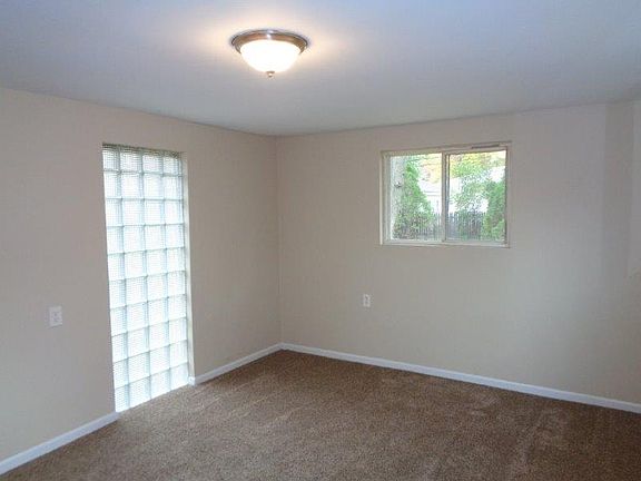 4th image of 807 Westwood Ave