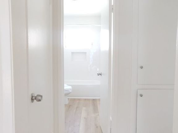 4th image of 3820 Frances Ave APT 7