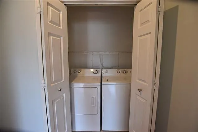 11603G Tomahawk Creek Pkwy #G — Photo 14