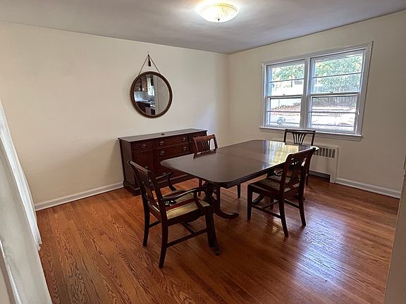 3rd image of 396 Durham Ct