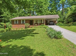 129 Jefferson St, Harrogate, TN 37752