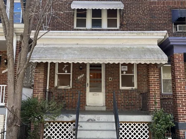 1629 R St SE, Washington, DC 20020