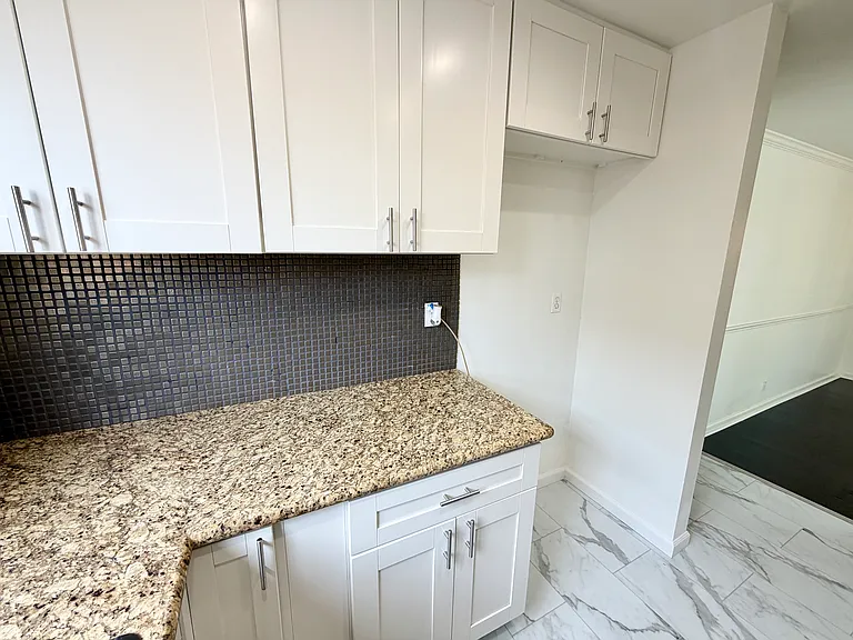 2525 E 19th St #10 — Photo 14