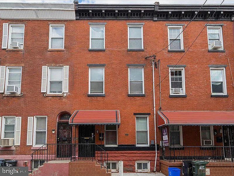 1st image of 1725 Willington St