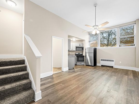 2nd image of 259 W Johnson St #220