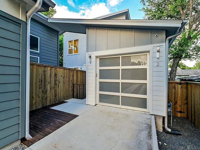 1131 Map St #2 — Photo 25