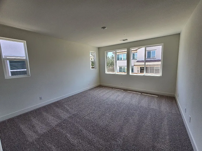 4032 Barbary Way — Photo 13