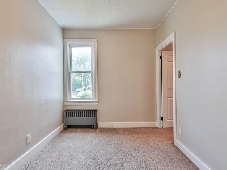 805 Main St — Photo 35