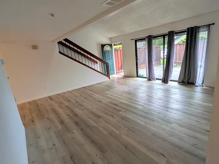 6122 Country Club Dr — Photo 6