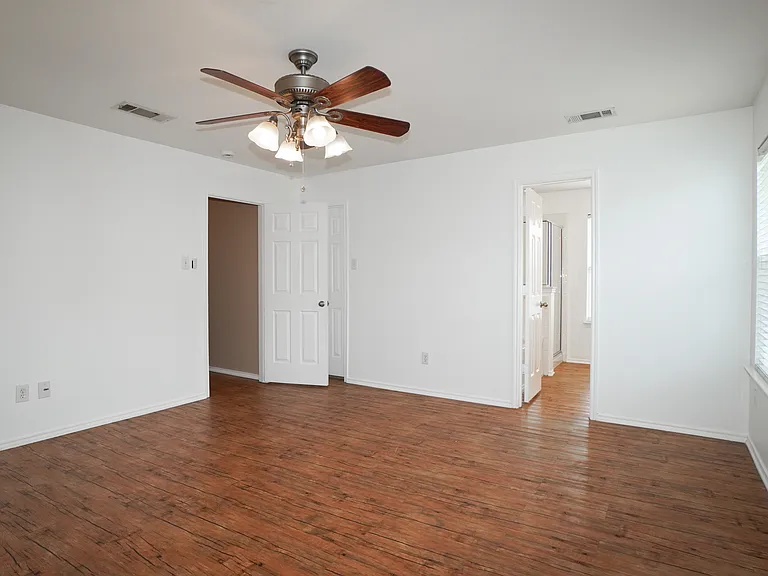 309 Stanford Dr — Photo 14