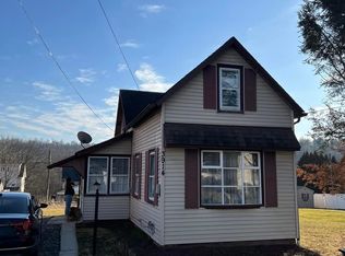 3914 E Grant St, Slatington, PA 18080