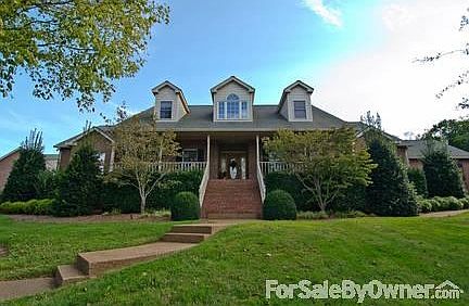 2nd image of 11 Stover Ln