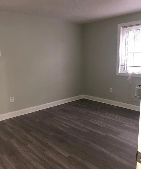 5035 D St SE — Photo 3