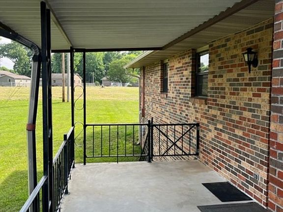 3rd image of 3547 Peppermint Hills Dr