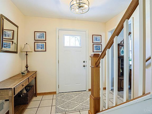 5th image of 37 Hayden Dr