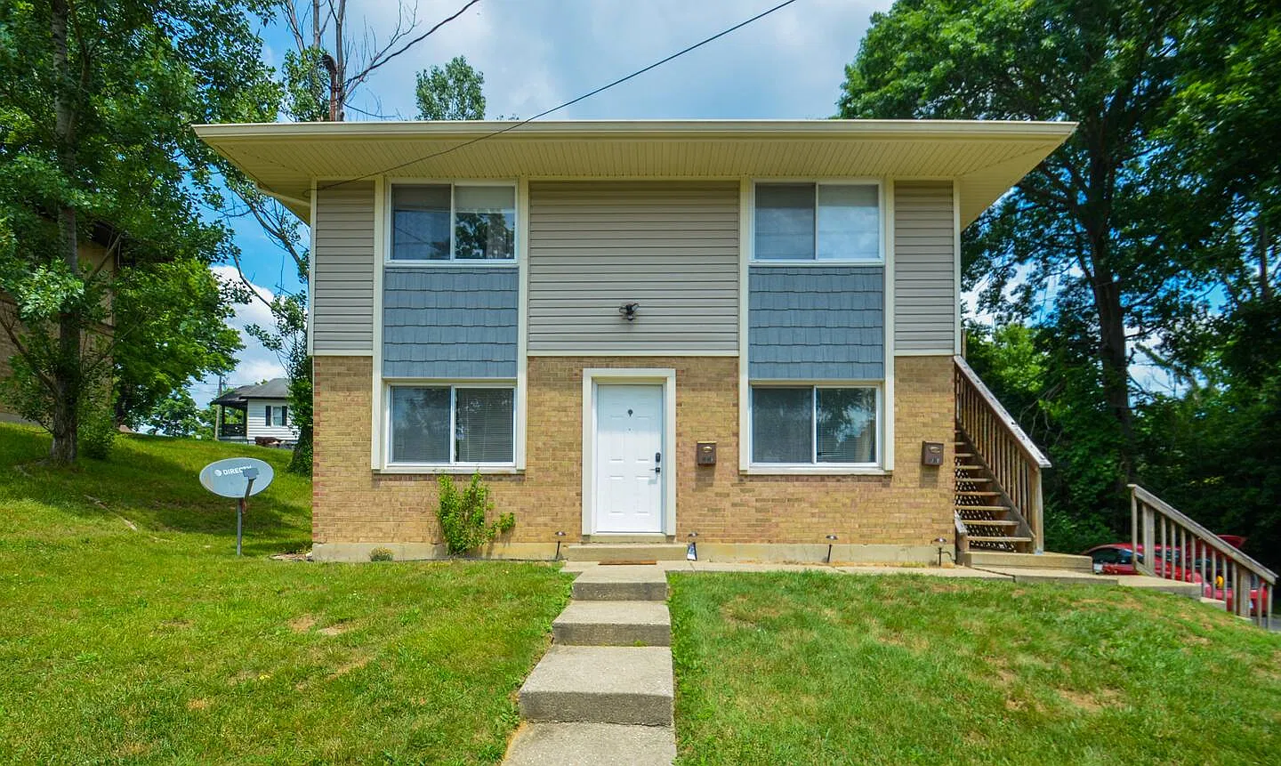 2 bed, $1,350 — Photo 1
