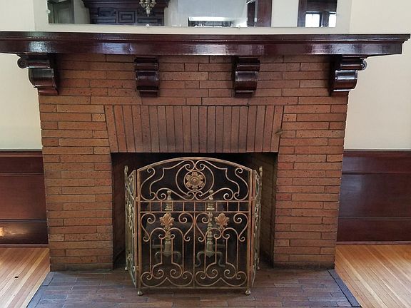 2nd image of 504 Richmond Ave #1
