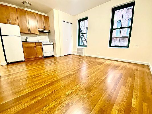 1st image of 510 E 79th St APT 3D